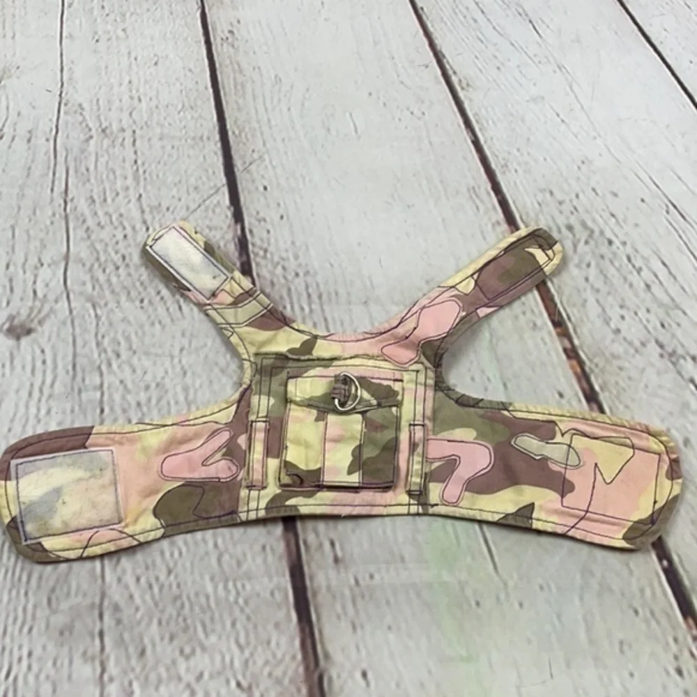 UEC Pink camo Velcro harness  for 5-7 lbs with 6ft leash